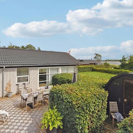 Gorgeous Home In Sunds With Kitchen 外观 照片