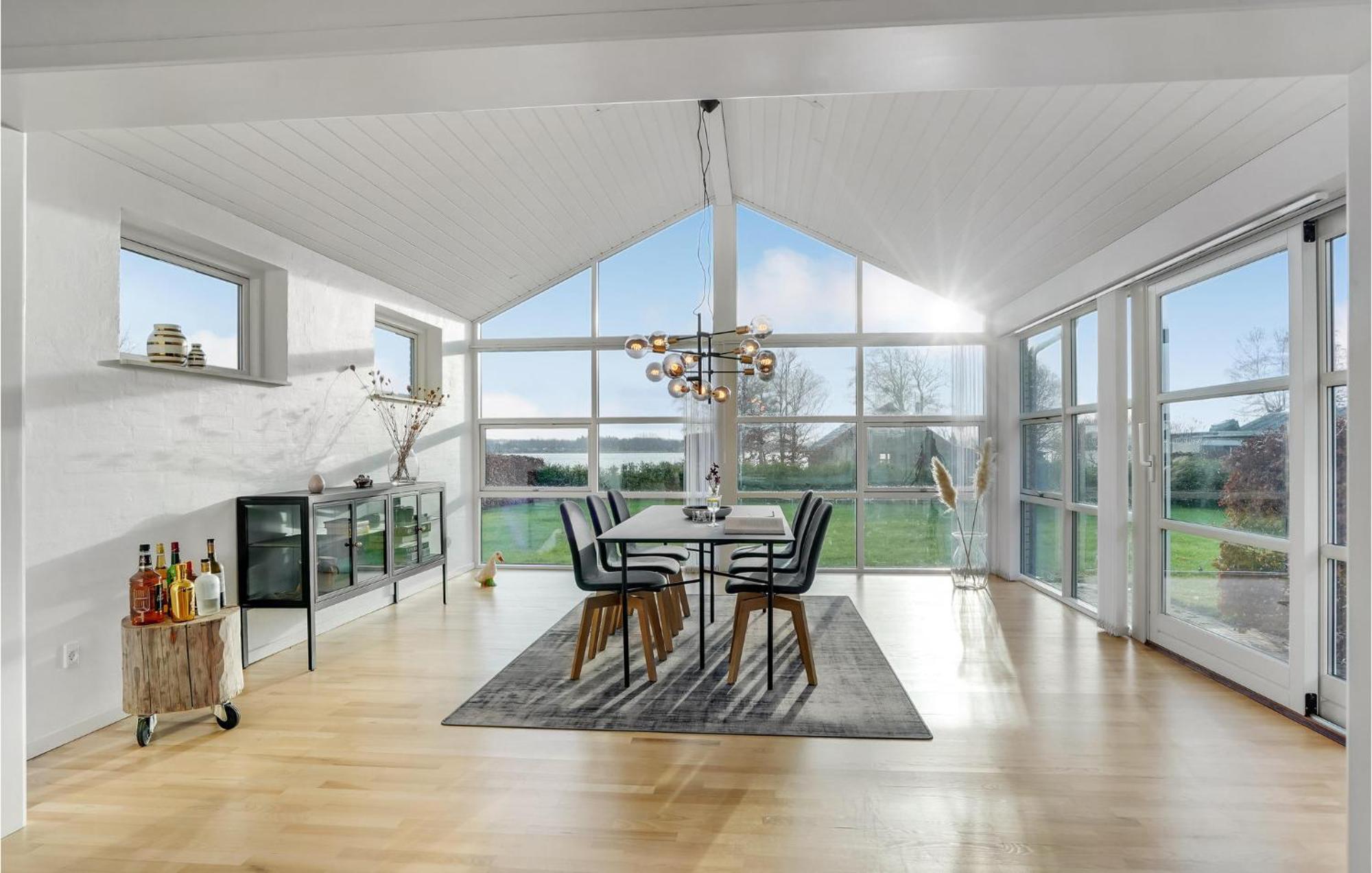 Gorgeous Home In Sunds With Kitchen 外观 照片